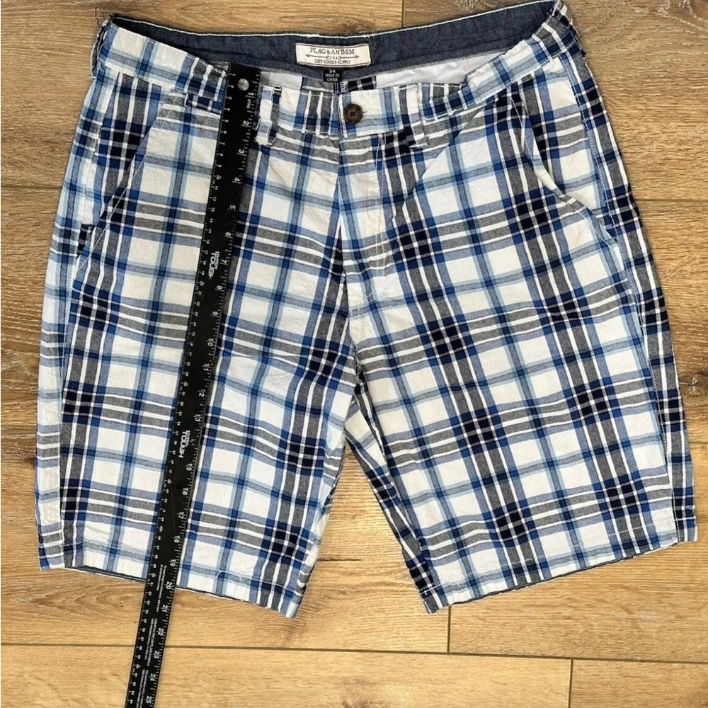 Flag & Anthem Shorts Flat Front Chino Style Navy/White/Black Plaid Size 34 - Picture 3 of 7
